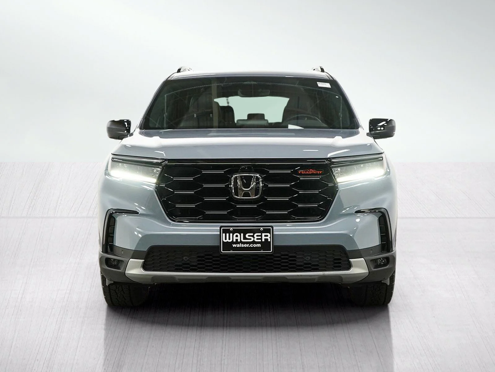 Used 2025 Sonic Gray Honda TrailSport AWD image 8