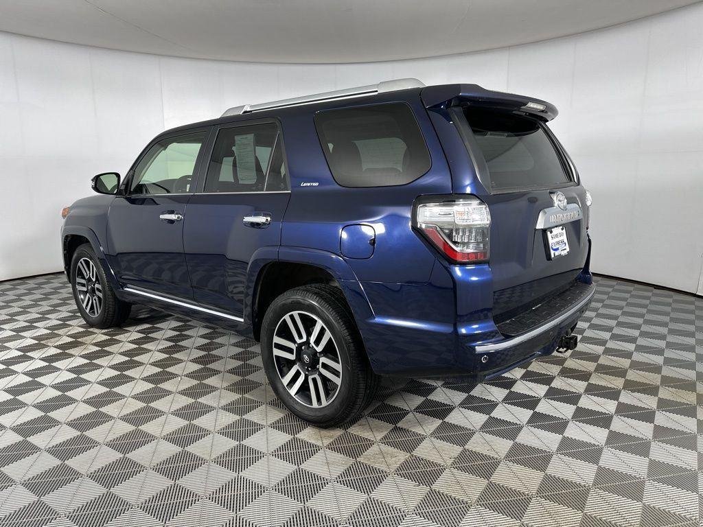 Used 2022 Nautical Blue Metallic Toyota Limited image 5