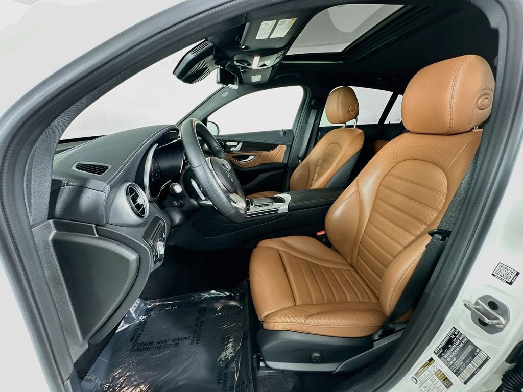 Certified Used 2023 White Mercedes-Benz GLC 300 Coupe image 20