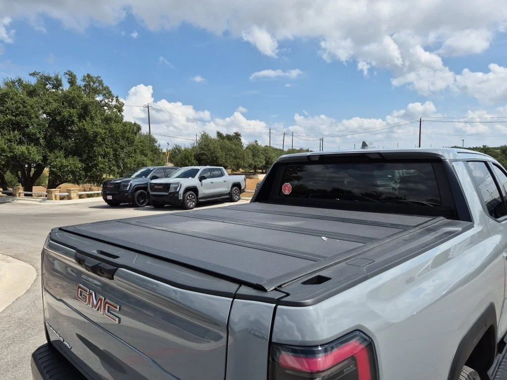 New 2026 Gray GMC Elevation image 37