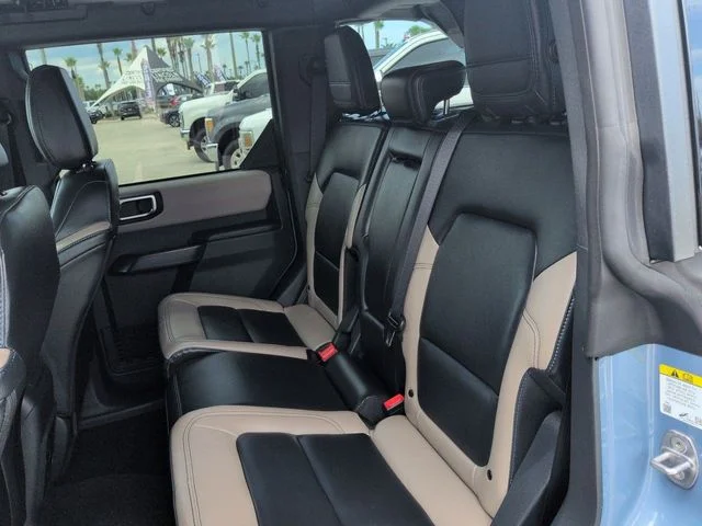 Used 2024 Gray Ford Wildtrak image 14