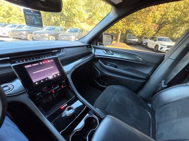 Used 2021 Diamond Black Jeep Altitude image 23