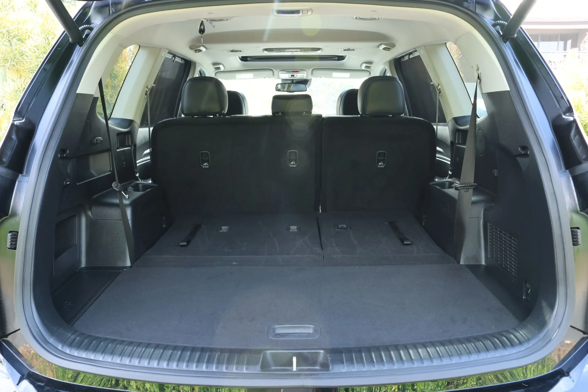 Used 2024 Black Kia EX image 23