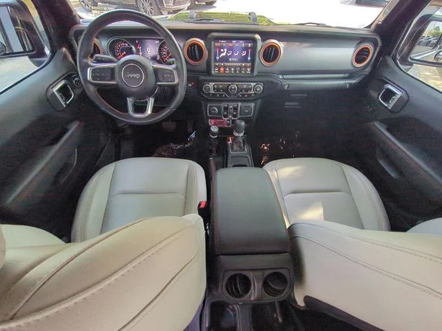 Used 2023 Black Jeep Mojave image 29