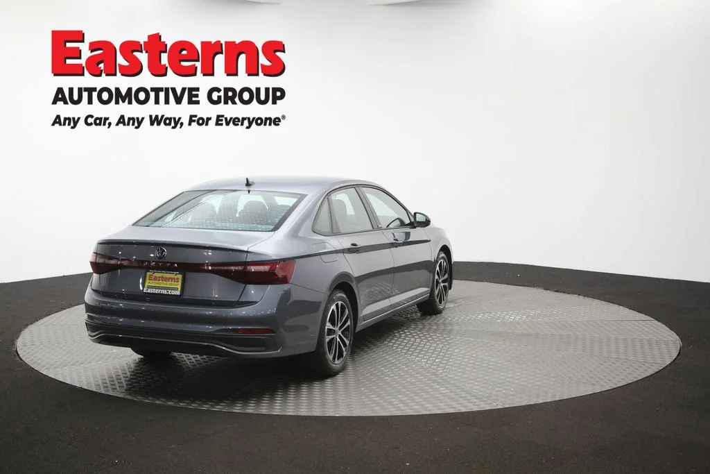Used 2025 Gray Volkswagen 1.5T Sport image 39