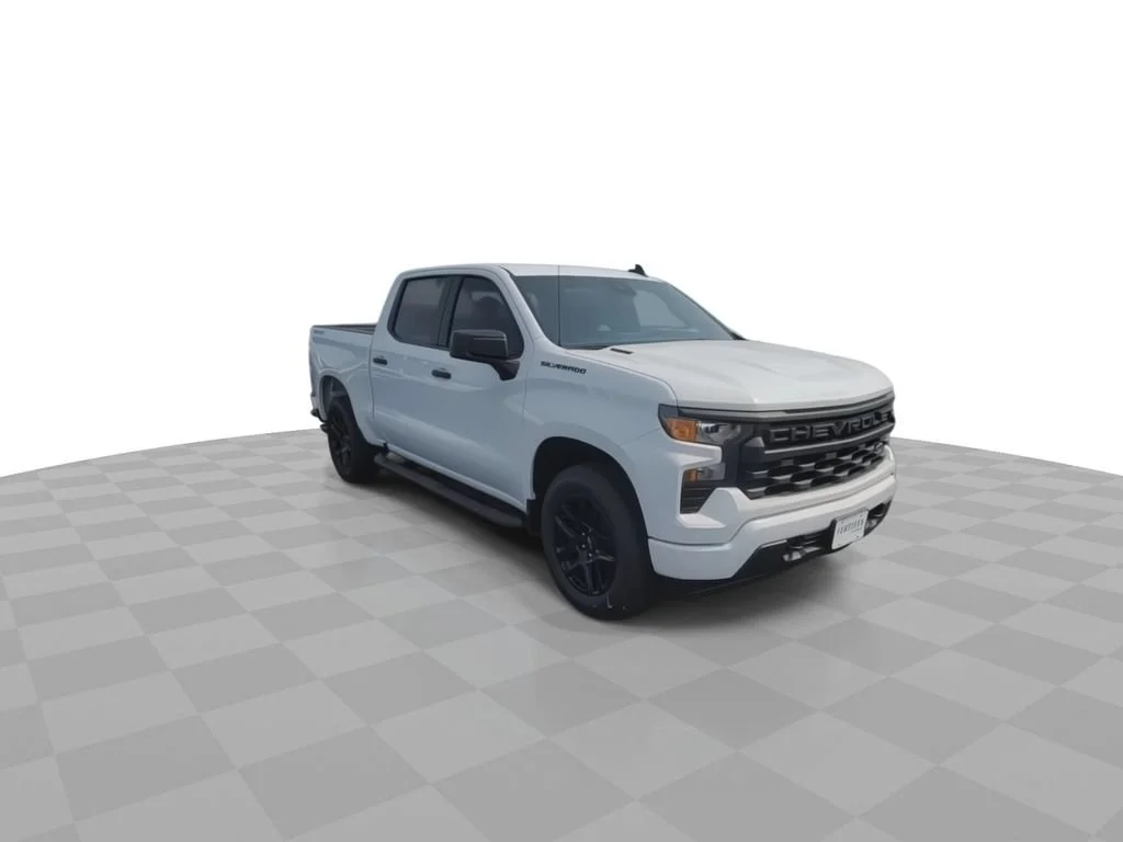 New 2026 Summit White Chevrolet Custom image 2