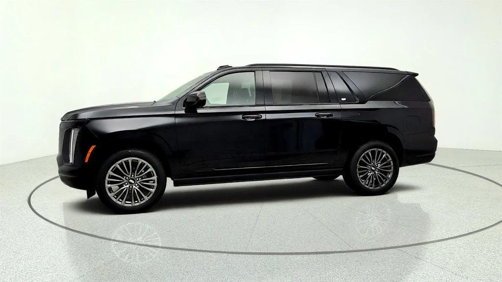 Used 2025 Black Raven Cadillac 4WD 4dr Sport Platinum image 8