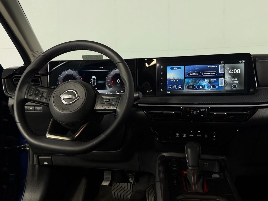 Used 2025 Deep Blue Pearl Nissan SR image 14