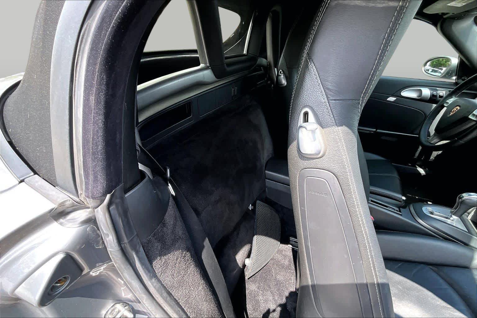 Used 2005 GRAY Porsche  image 23