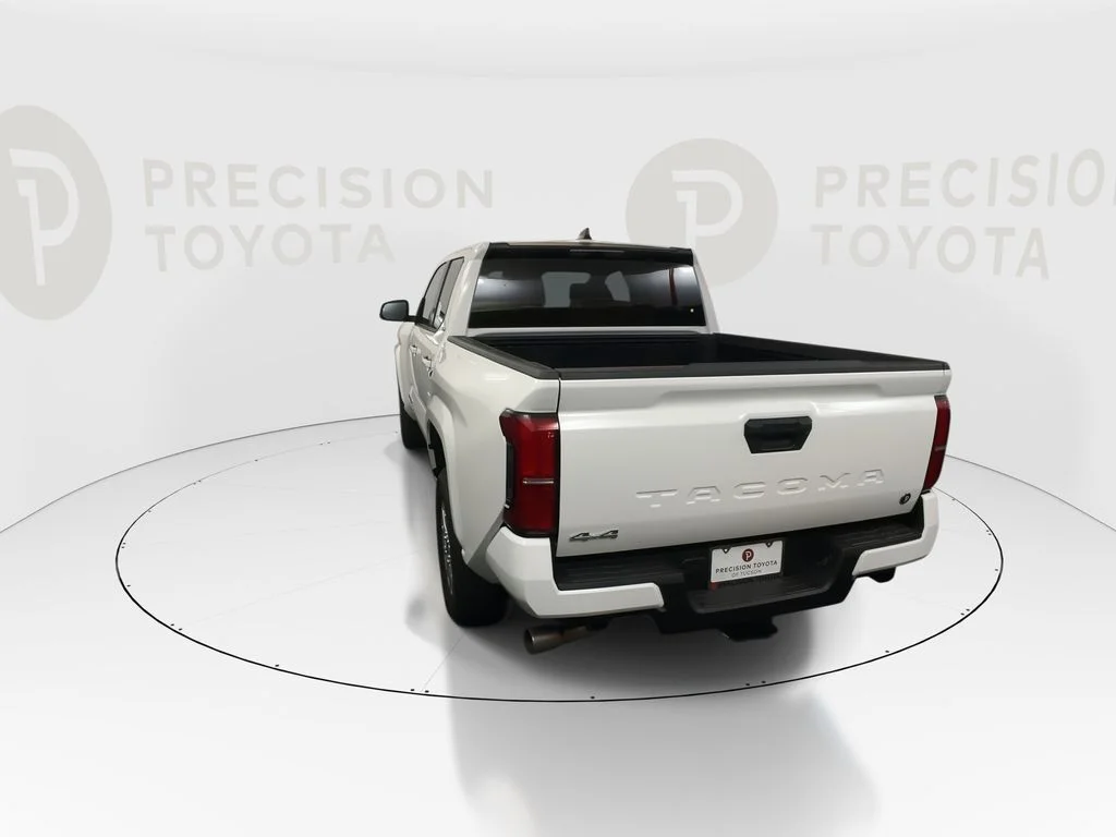New 2026 Ice Cap Toyota SR5 image 15