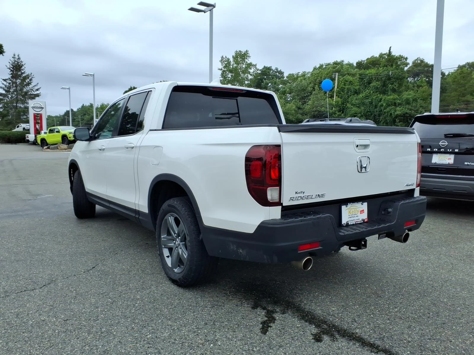 Used 2023 Platinum White Pearl Honda RTL image 6