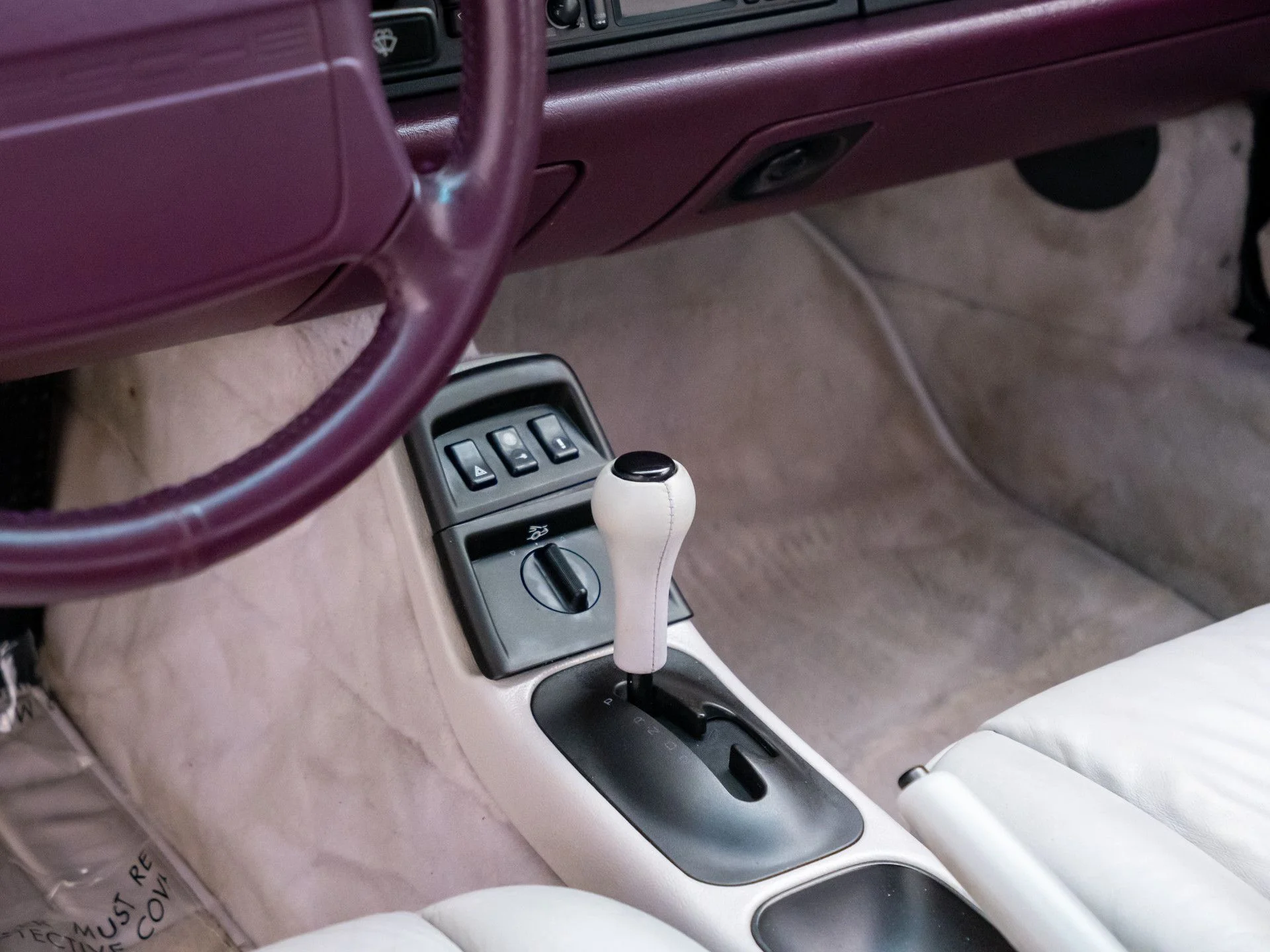 Used 1991  Porsche Carrera image 13