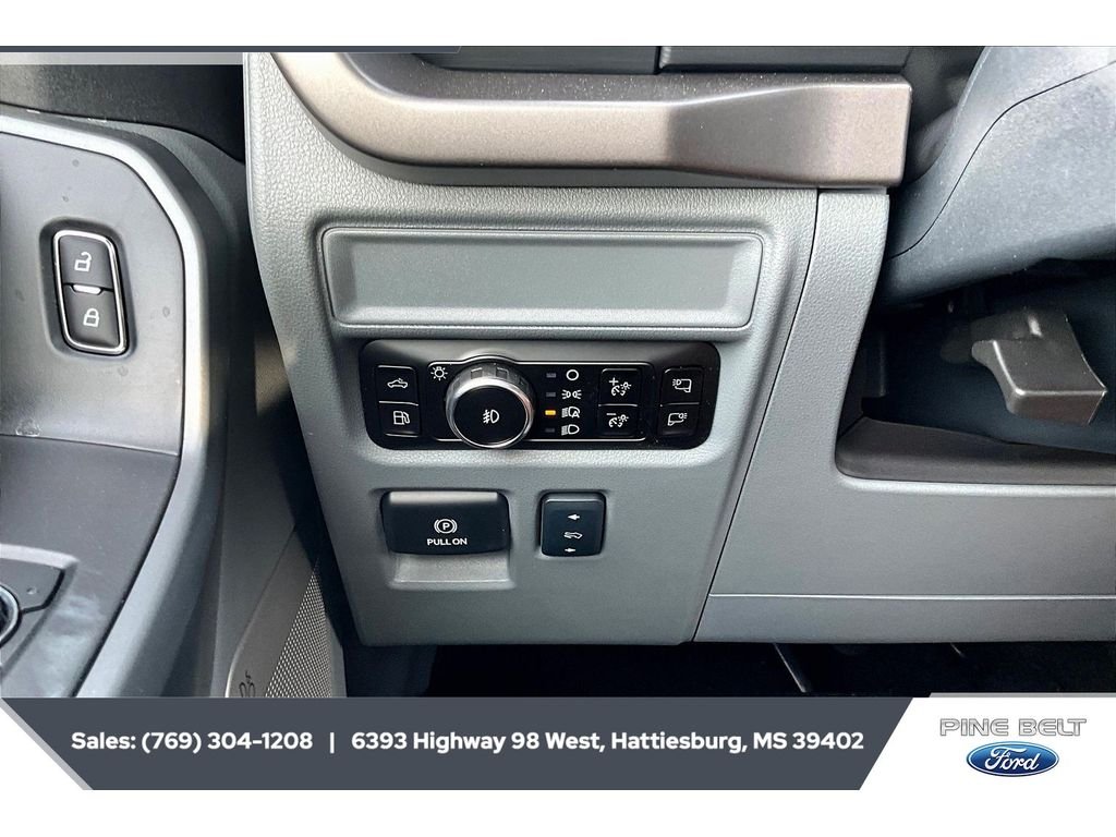 2025 Ford F-150 XLT - Photo 23