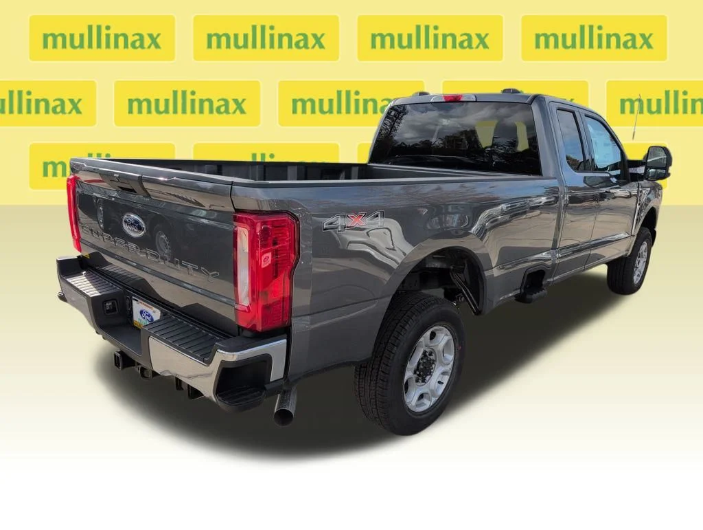 New 2026 Gray Ford XLT image 3