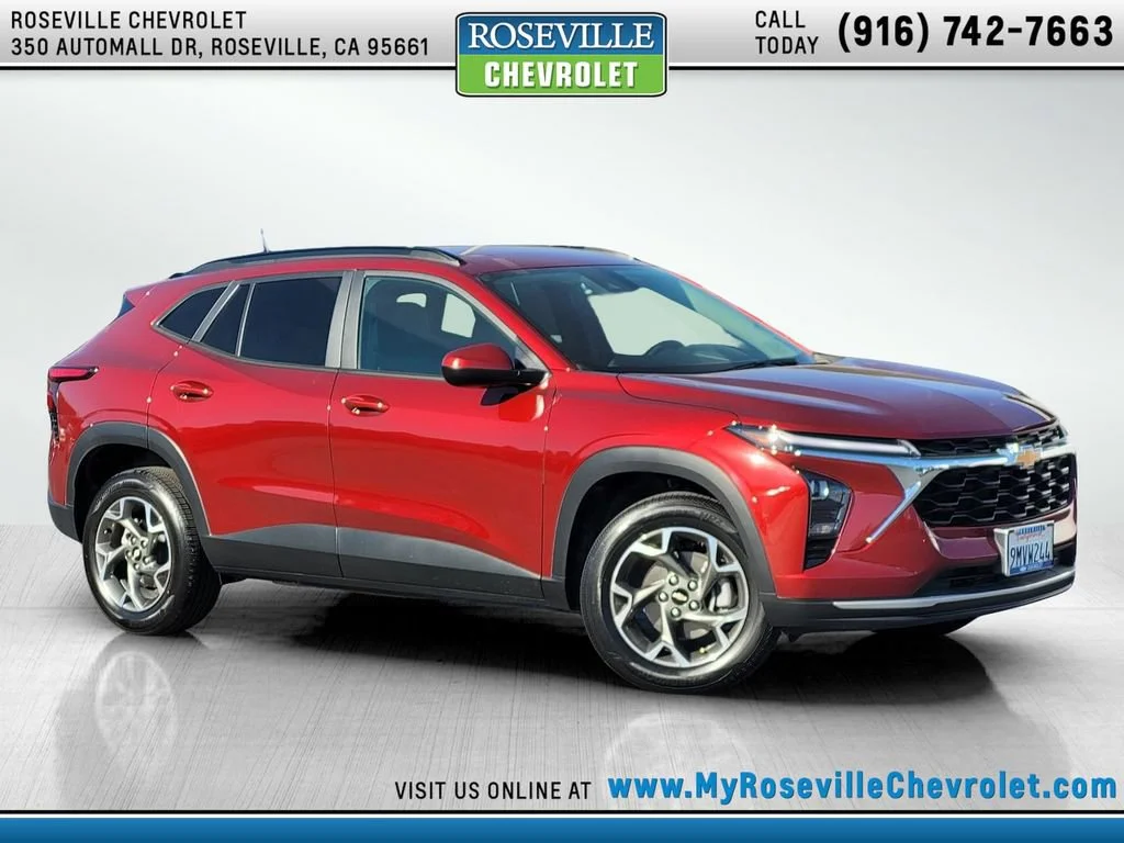 2024 Chevrolet Trax LT's photo