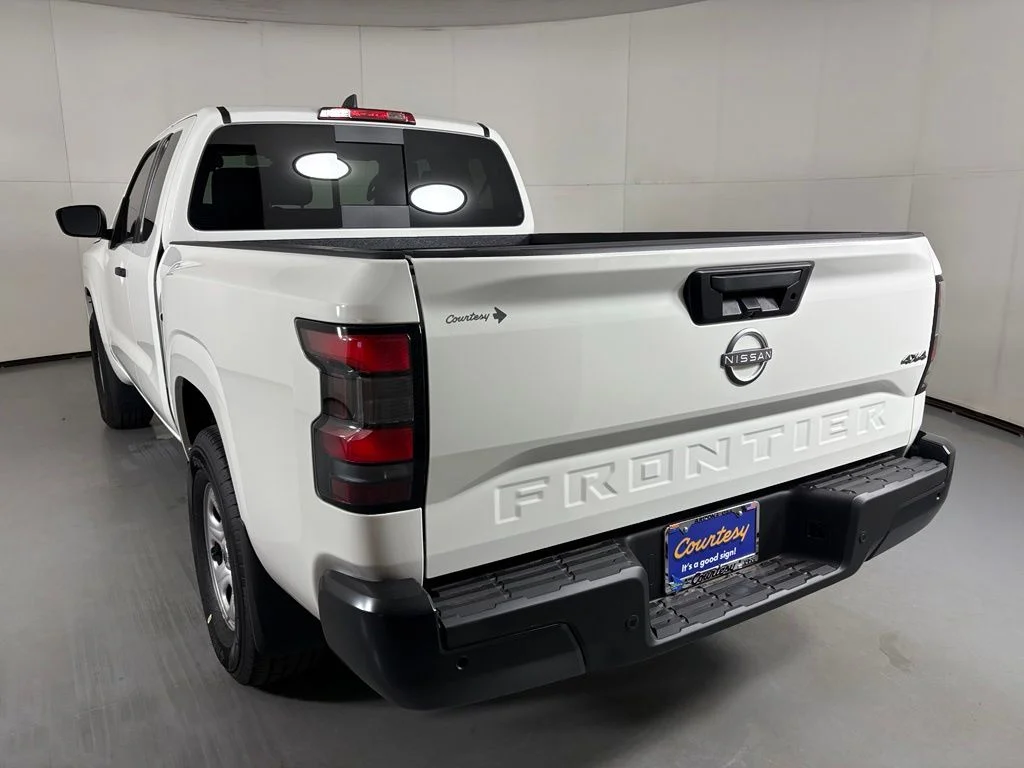New 2026 Glacier White Nissan King Cab® S image 6