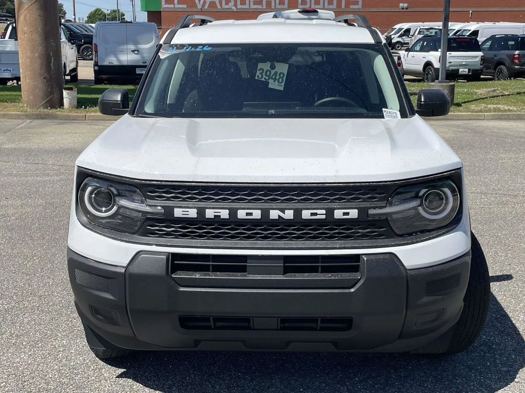 New 2026 White Ford Big Bend image 8