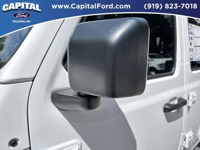 Used 2024 White Jeep Sahara image 12
