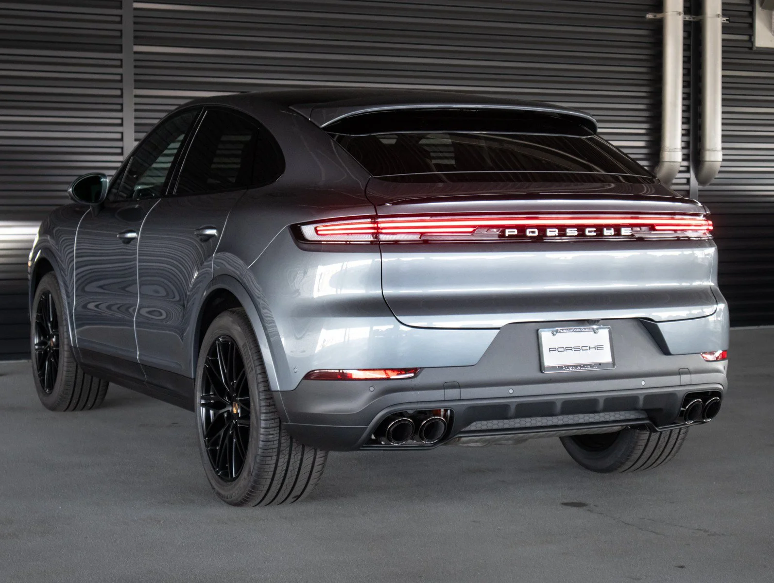 New 2026 Vanadium Grey Metallic Porsche Coupe image 3