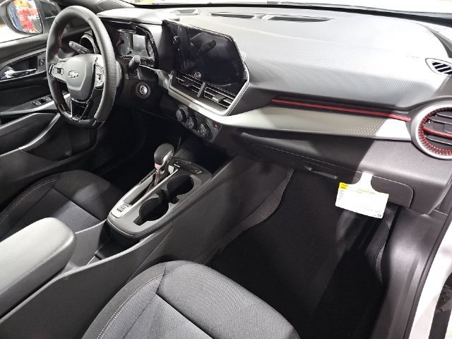 2026 Chevrolet Trax RS - Photo 27