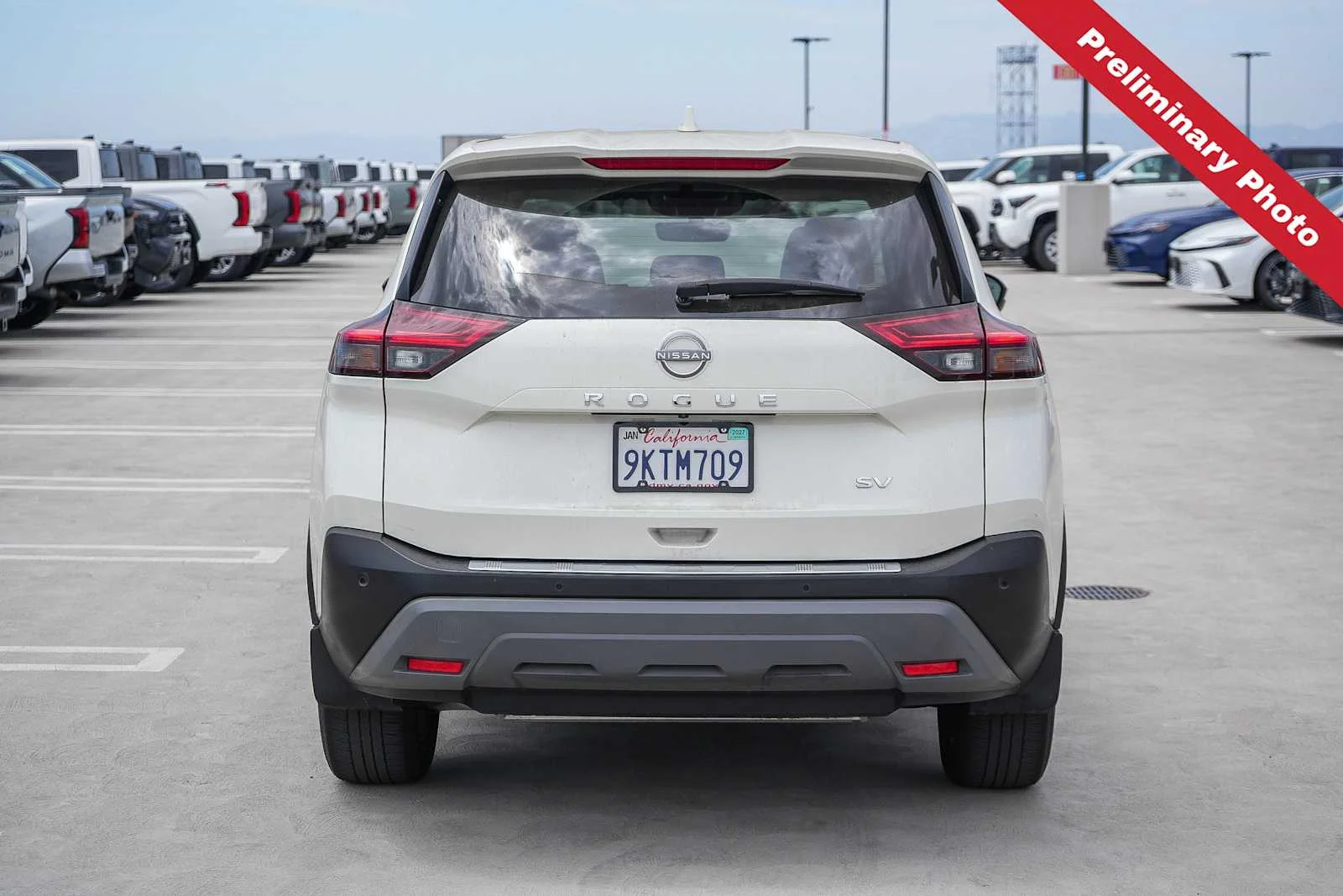 Used 2023 Pearl White Tricoat Nissan SV image 7