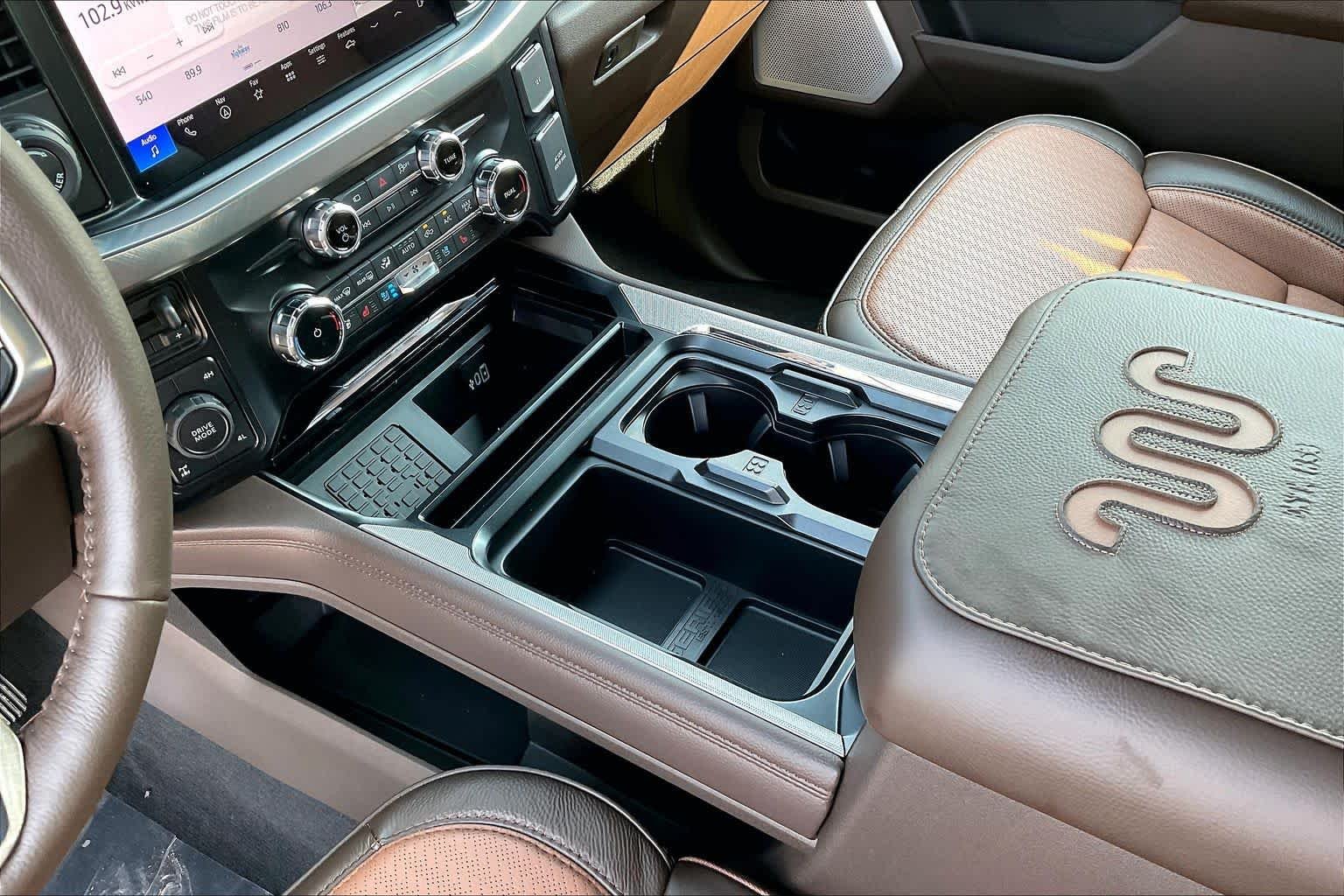 New 2026 Agate Black Metallic Ford F-250® King Ranch® image 7