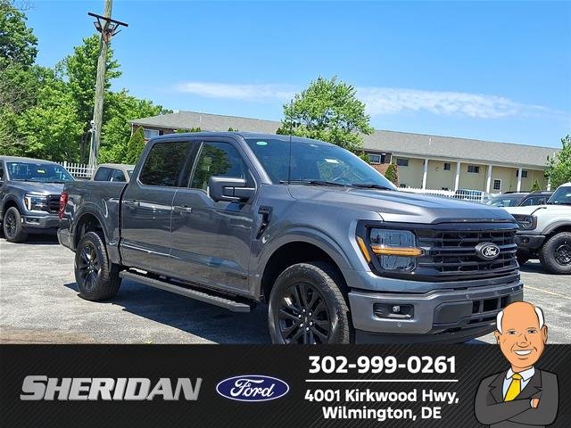 New 2026 Carbonized Gray Metallic Ford XLT image 21