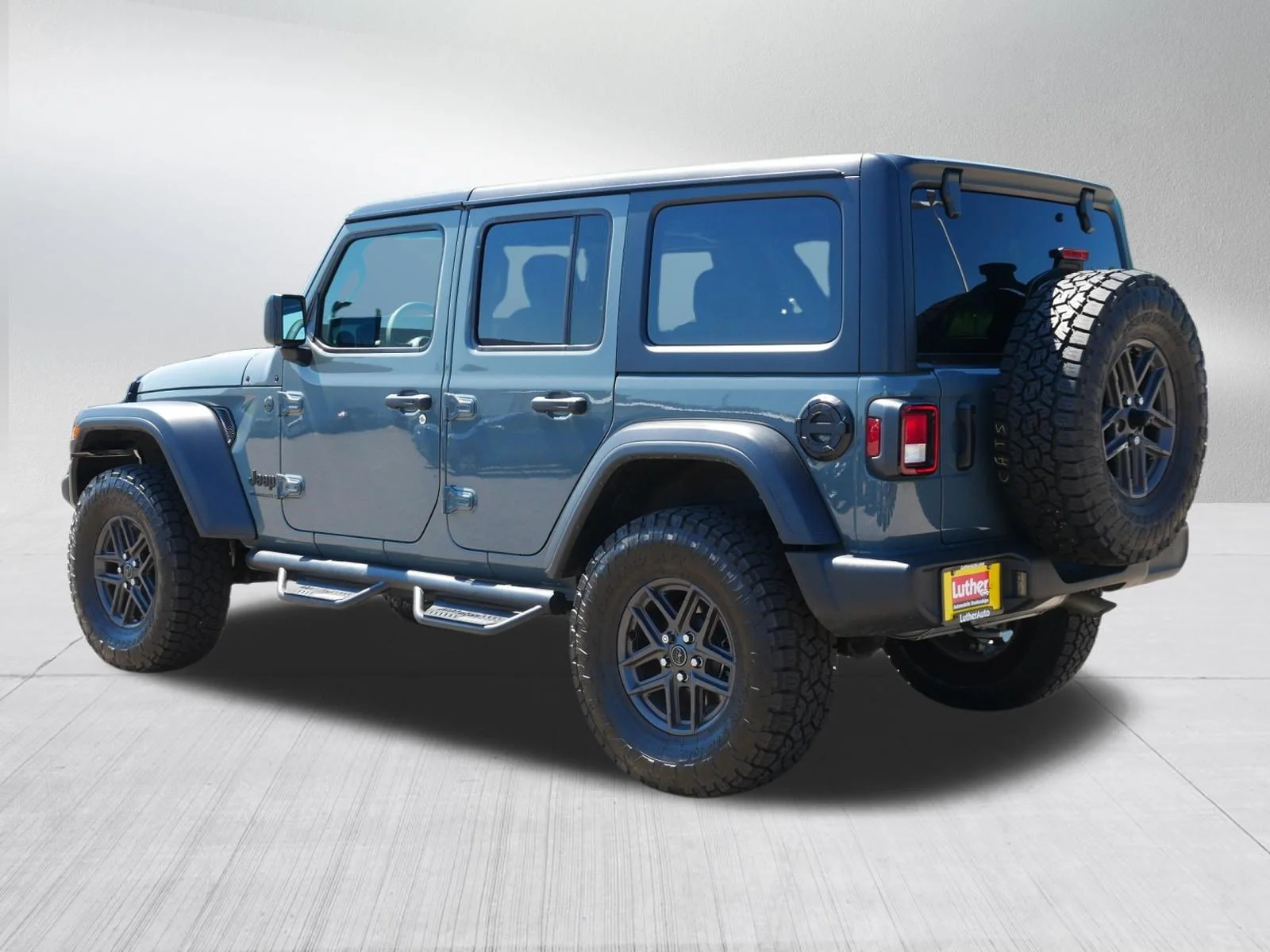 Used 2024 Anvil Clear Coat Jeep Sport S image 5