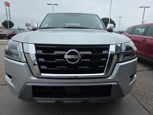 Used 2023 Silver Nissan SL image 2