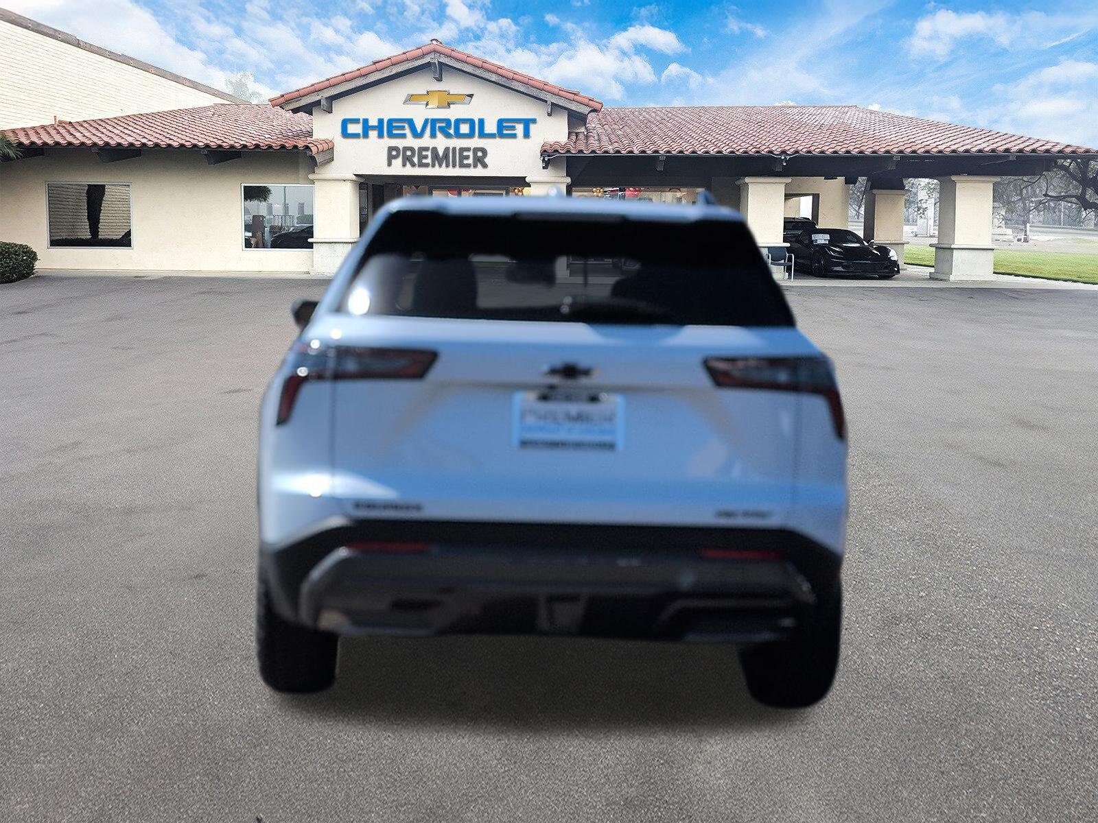 New 2026 Polar White Tricoat Chevrolet ACTIV image 7