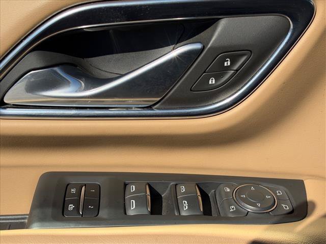 Used 2023 IRIDESCENT PEARL TRICOAT Chevrolet Premier image 25