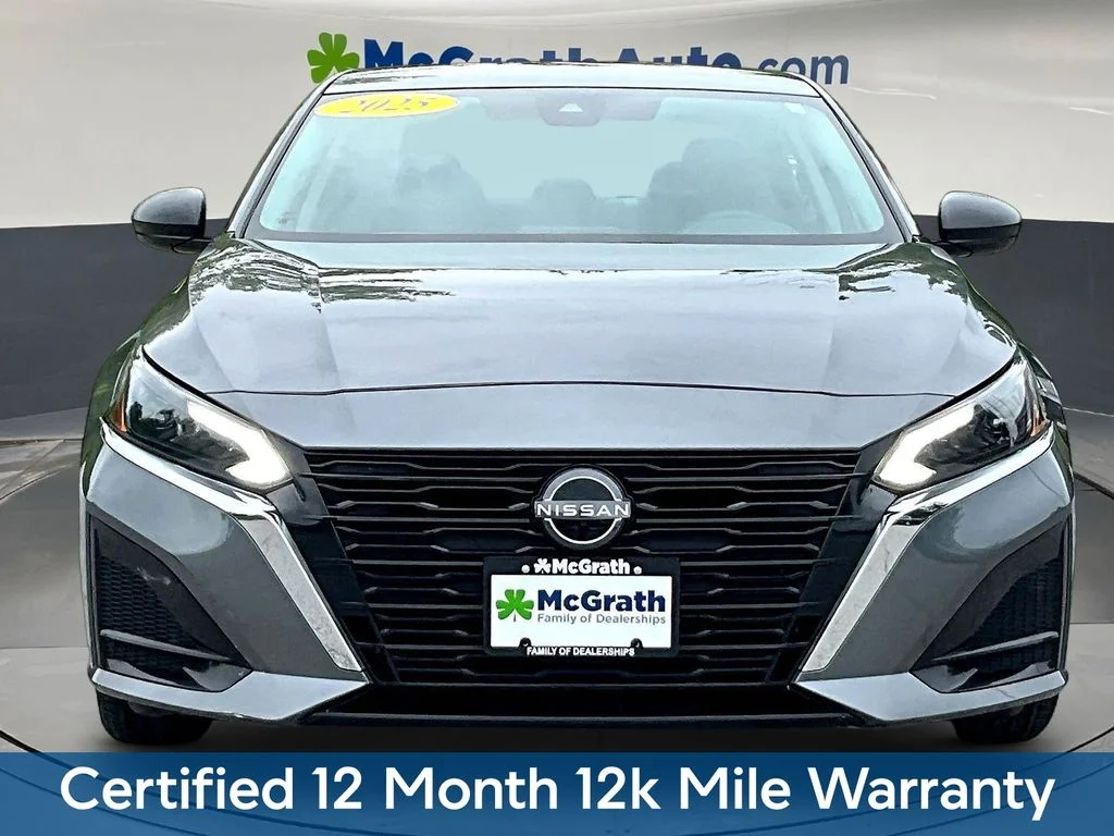 Used 2025 Gray Nissan 2.5 SV image 2