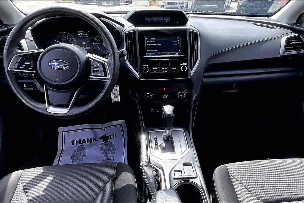 Used 2022 White Subaru Base image 17