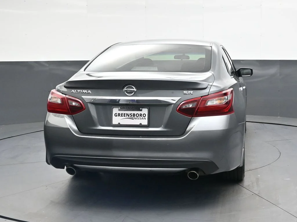 Used 2017 Gray Nissan 2.5 SR image 5