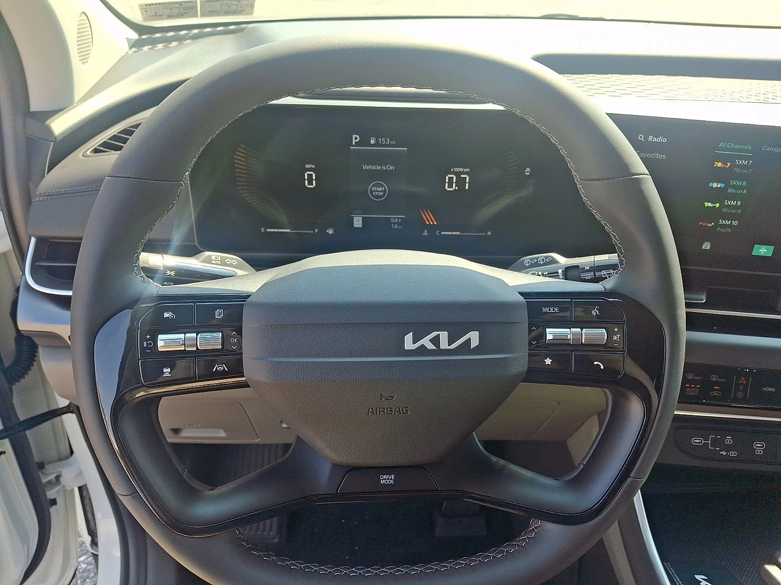 New 2027 White Kia LXS image 18