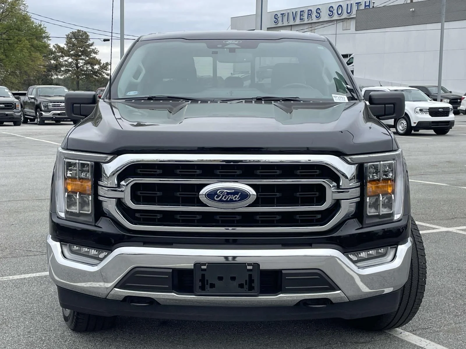 Used 2022 Black Ford XLT image 7