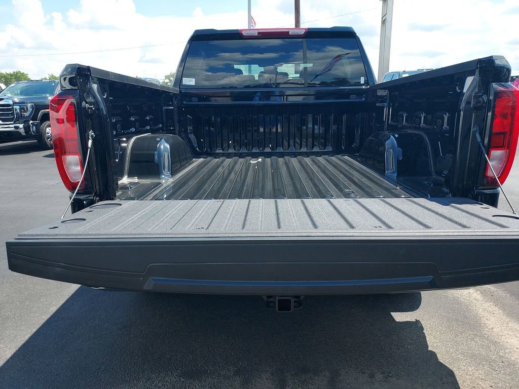 New 2026 Onyx Black GMC SLE image 29