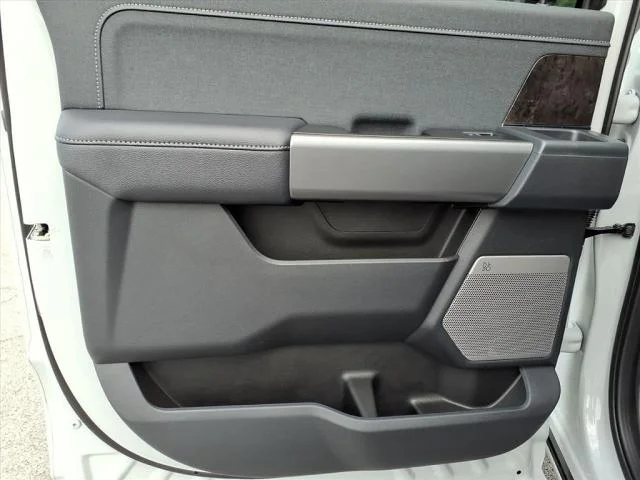 New 2026 Avalanche Ford LARIAT image 24