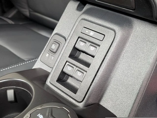 New 2026 Avalanche Gray Ford Outer Banks® image 38