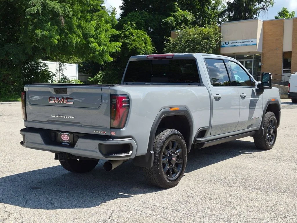 Used 2024 Gray GMC AT4 image 3