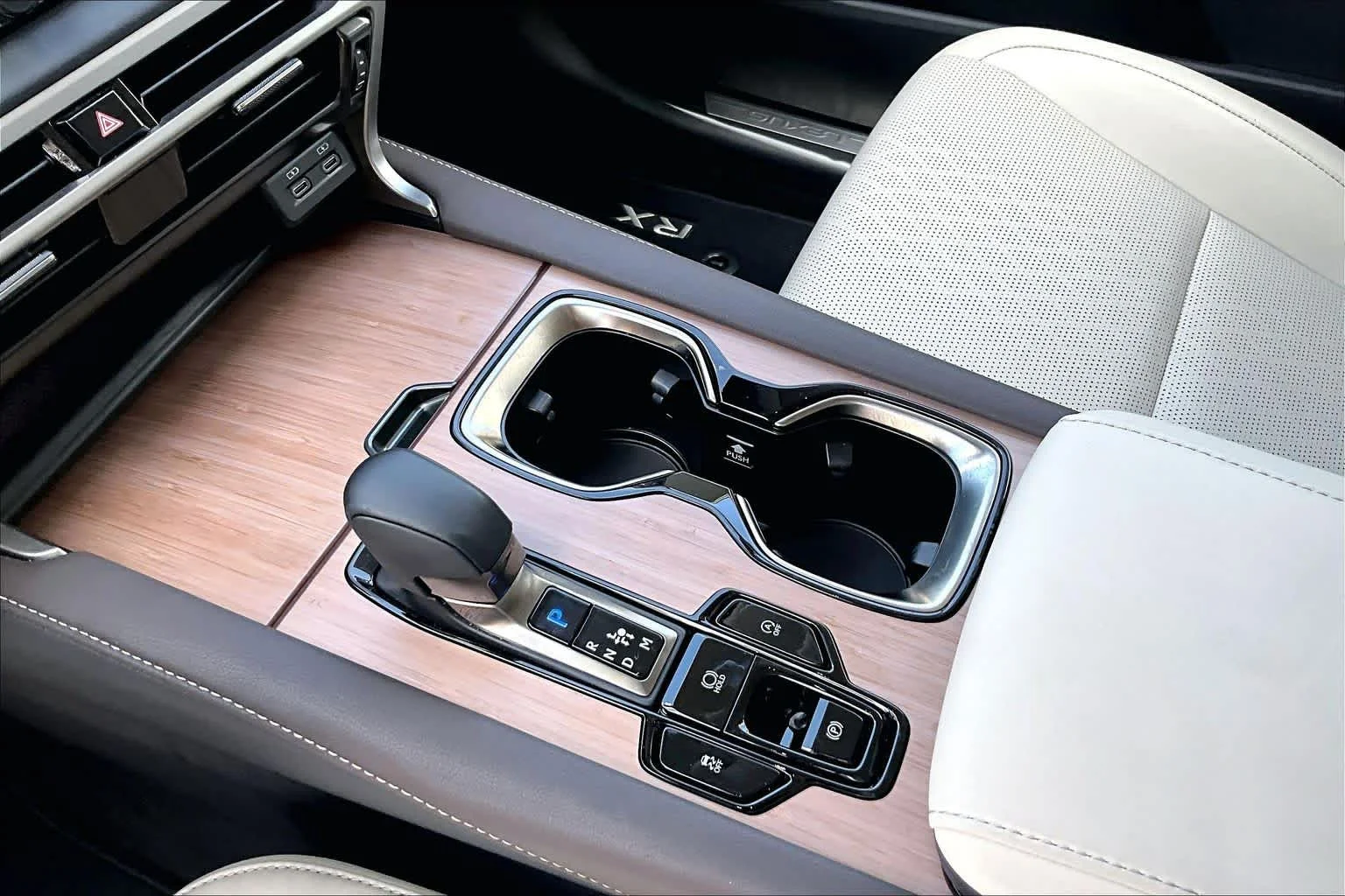Used 2026 Matador Red Mica Lexus Premium+ image 17