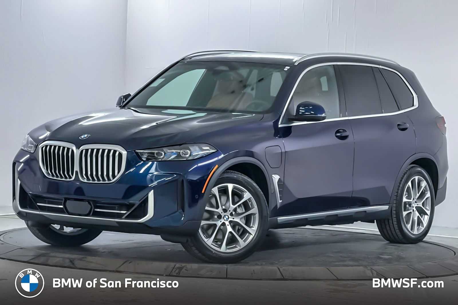 2026 BMW X5 xDrive50e's photo