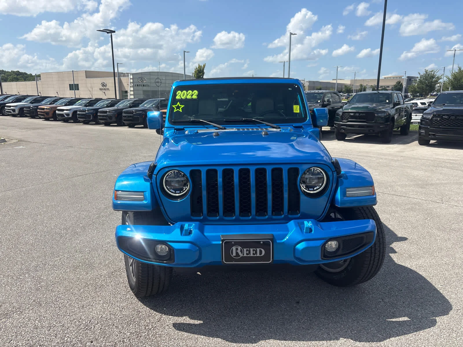 Used 2022 Hydro Blue Pearlcoat Jeep Unlimited Sahara High Altitude image 4