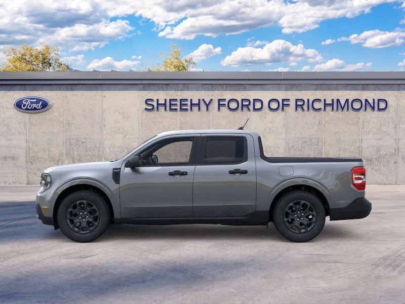New 2026 Carbonized Gray Metallic Ford XLT image 4