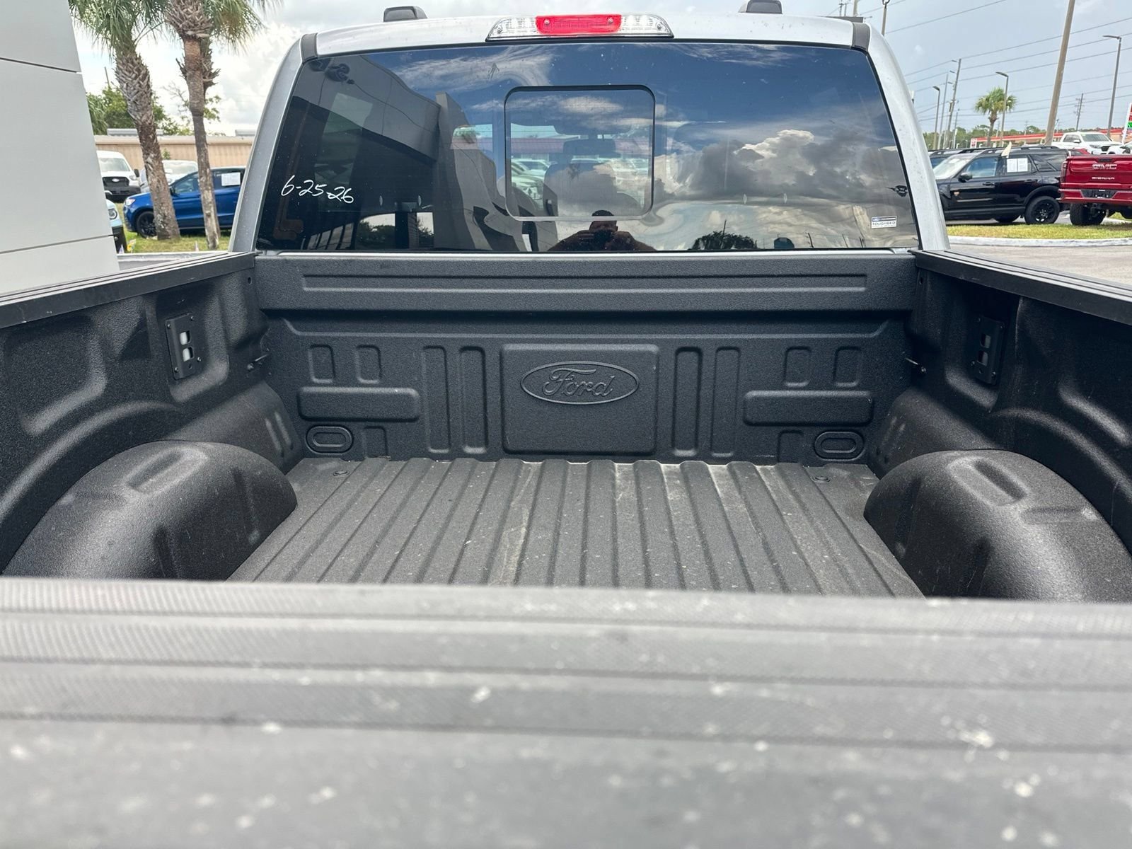 Used 2025 Silver Metallic Ford Lariat image 14