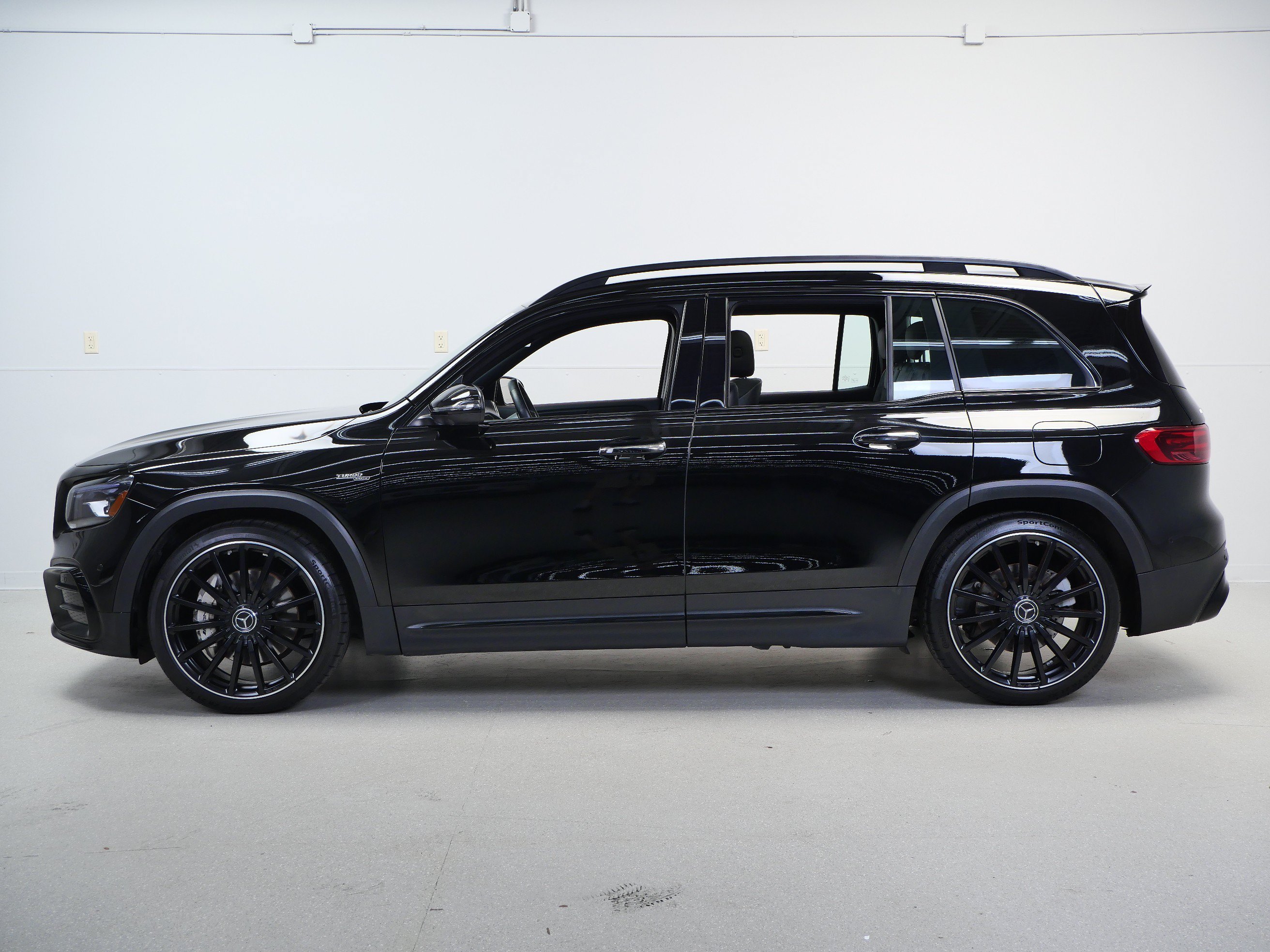 Certified Used 2025 Night Black Mercedes-Benz AMG® GLB 35 image 12