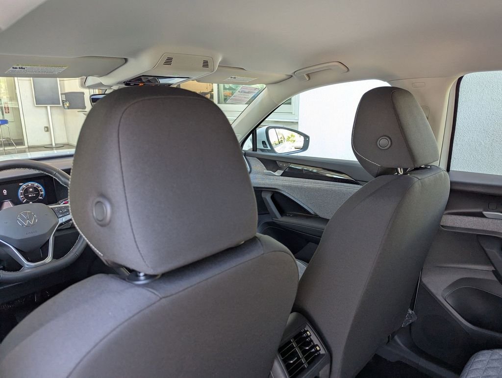 2025 Volkswagen Tiguan S - Photo 16
