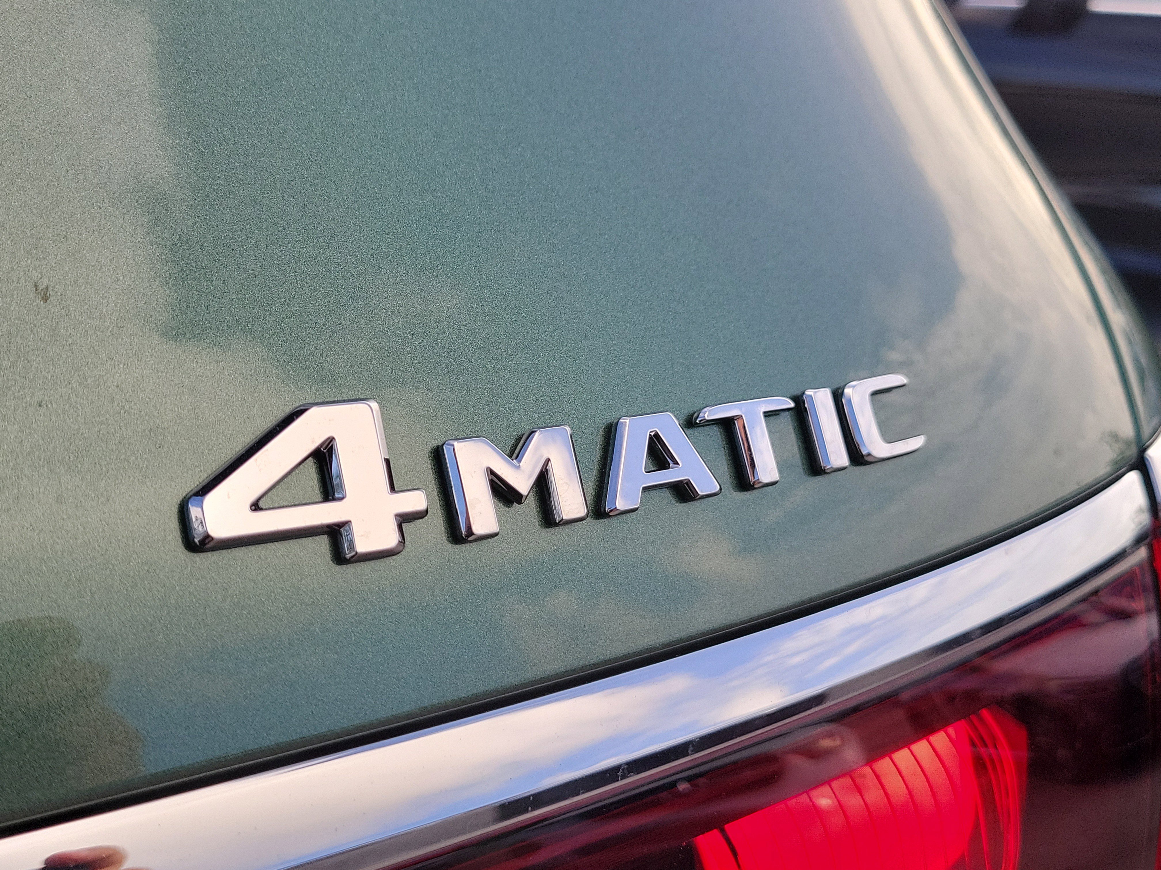 New 2026 MANUFAKTUR Ireland Mid Green Metallic Mercedes-Benz GLS 450 image 40