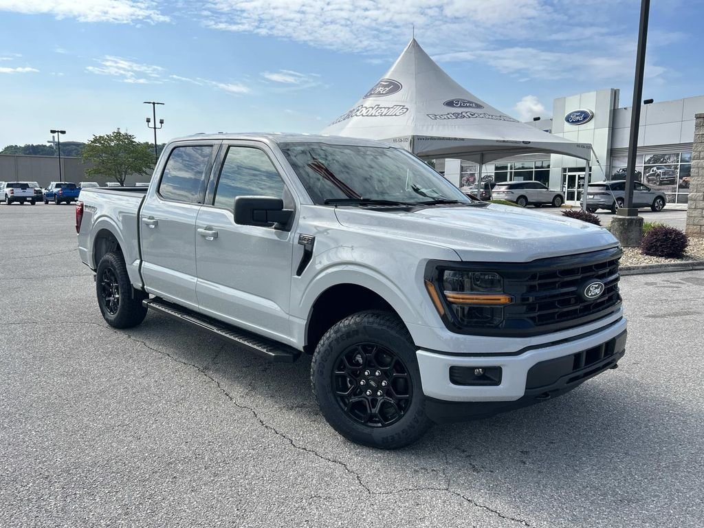 New 2026 Avalanche Ford XLT image 2