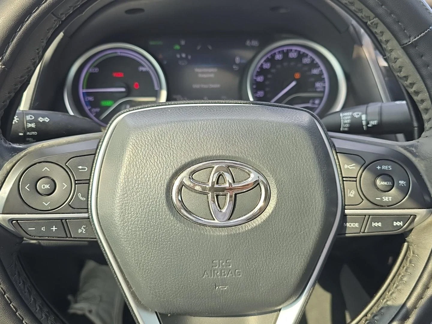 Used 2022 Predawn Gray Mica Toyota Hybrid XLE image 12